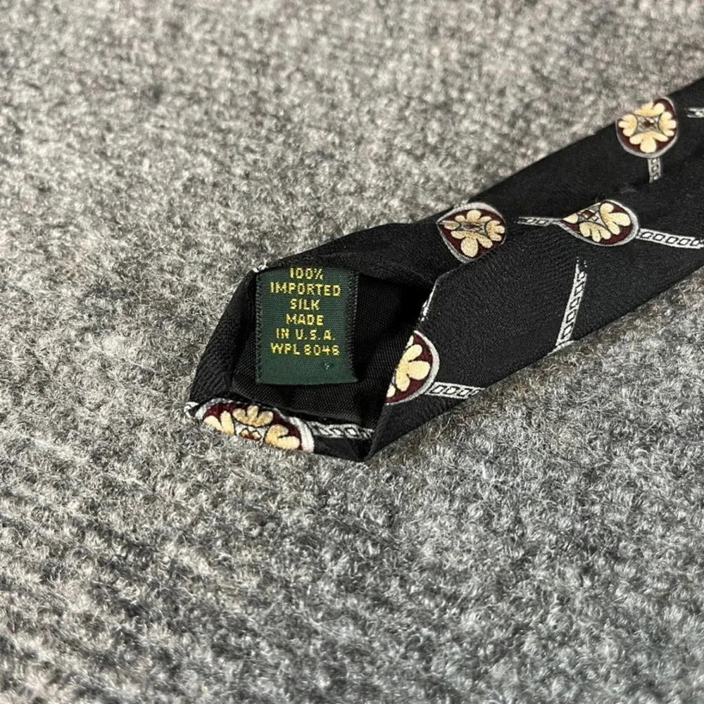 Club Room Mens Silk Necktie Black Gold Medallion Geometric Jacquard WPL 8046